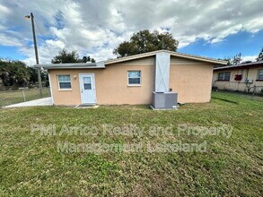 2265 3rd St NE in Winter Haven, FL - Building Photo - Building Photo