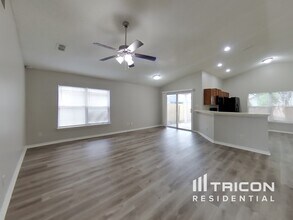 1532 Irishwood Ct in Middleburg, FL - Building Photo - Building Photo