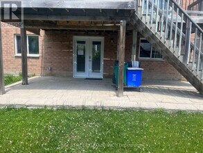 799 Coldstream Dr in Oshawa, ON - Building Photo - Building Photo