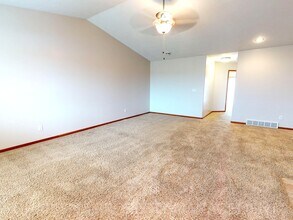 522 9th Ave in Brandon, SD - Building Photo - Building Photo