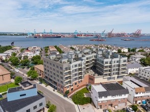 Archview Flats in Bayonne, NJ - Building Photo - Building Photo