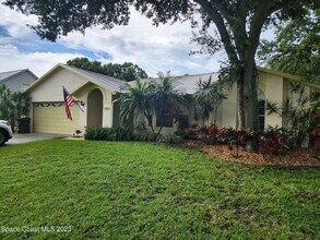 890 Spirea Dr in Rockledge, FL - Building Photo - Building Photo