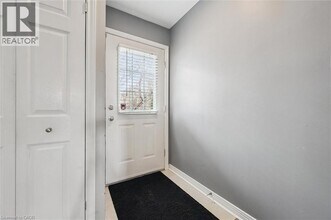 427 Bankside Crescent in Kitchener, ON - Building Photo - Building Photo