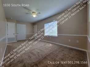1030 S Rd in Jacksonville, AR - Foto de edificio - Building Photo