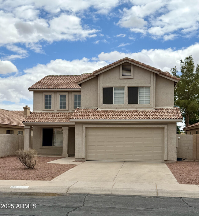 property at 4301 E Graythorn Ave