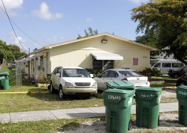 Klee Apartments in Miami, FL - Building Photo - Building Photo