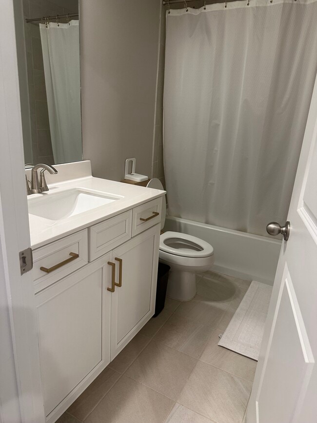 805 Mackay Crk in Woodstock, GA - Foto de edificio - Building Photo