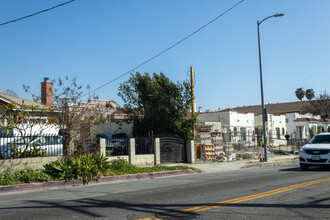 432 N Normandie Ave in Los Angeles, CA - Building Photo - Building Photo