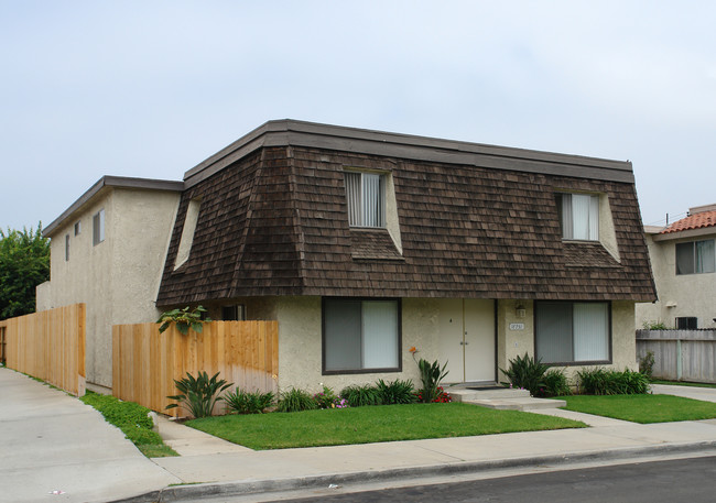 16751 Blanton St in Huntington Beach, CA - Building Photo - Building Photo