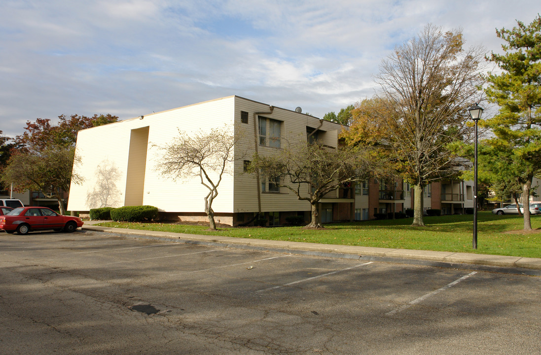 The Trails at Arbor Court in Columbus, OH - Foto de edificio