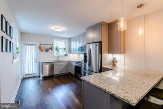 4841 Larchwood Ave in Philadelphia, PA - Building Photo - Building Photo