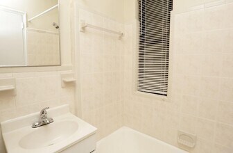 215 C Street Apartments in Washington, DC - Building Photo - Building Photo