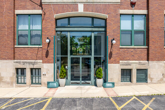 Biscuit Lofts in Evanston, IL - Building Photo - Building Photo