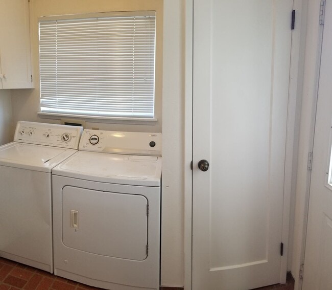 1627-1623 Mill St in San Luis Obispo, CA - Building Photo - Building Photo