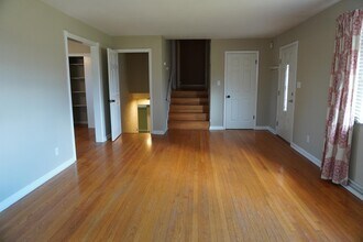 942 Mildred Dr in Alcoa, TN - Building Photo - Building Photo