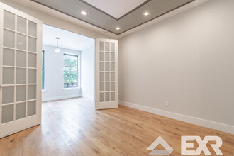 360 Central Ave in Brooklyn, NY - Building Photo - Building Photo