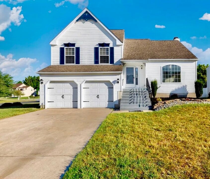 401 Alfred Ave in Glassboro, NJ - Building Photo