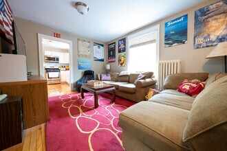 3200 Aldrich Ave S in Minneapolis, MN - Building Photo - Building Photo