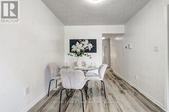 5 Golding Pl in St Thomas, ON - Building Photo - Building Photo