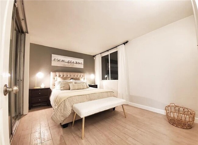 property at 465 S Los Robles Ave