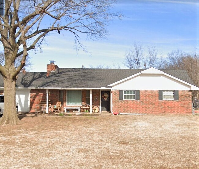 204 Hardesty Dr in Shawnee, OK - Building Photo - Building Photo