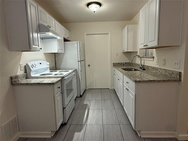 property at 314 Raintree Dr