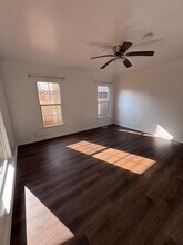 3349 Brayton Ave in Signal Hill, CA - Foto de edificio - Building Photo