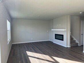 1090 Bel Aire Ct in Waukee, IA - Building Photo - Building Photo