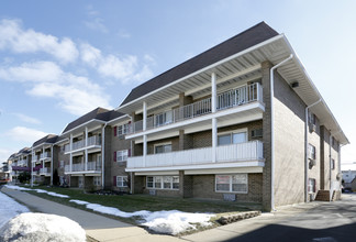Mariner Apartments in Bradley Beach, NJ - Foto de edificio - Building Photo