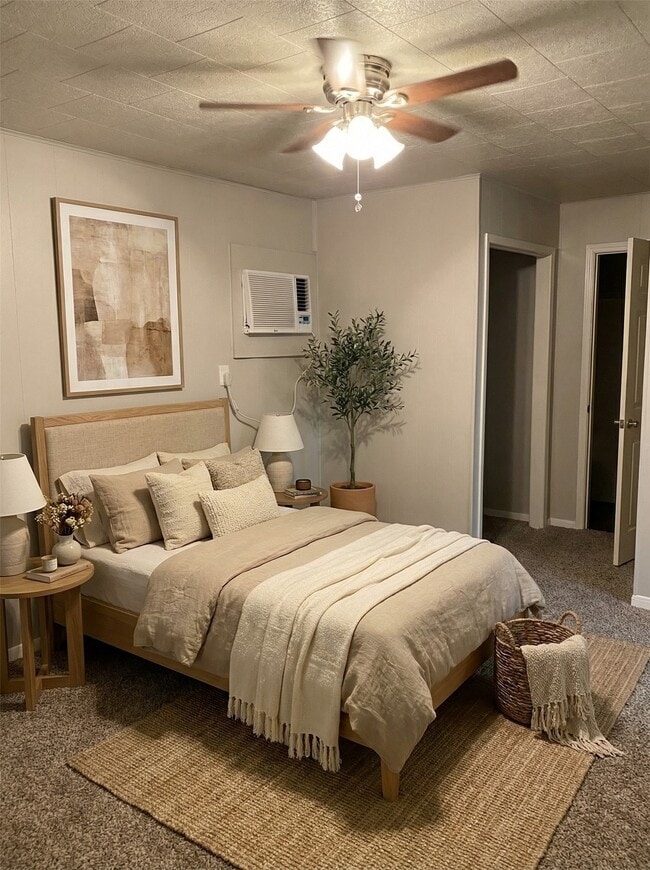 property at 1020 N Main St