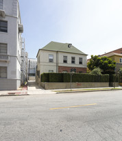 712 S Mariposa Ave Apartments