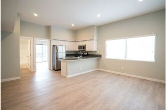 3426 1st St in Los Angeles, CA - Building Photo - Building Photo