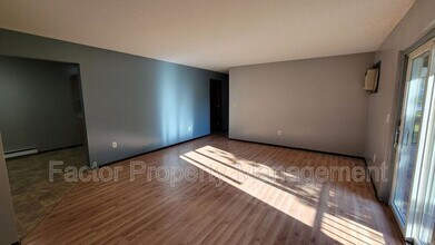 418 Allan Ave in North Mankato, MN - Building Photo - Building Photo