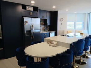 1340 S Ocean Blvd, Unit 503 in Pompano Beach, FL - Foto de edificio - Building Photo