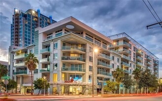 912 Channelside Dr, Unit 2808 in Tampa, FL - Building Photo