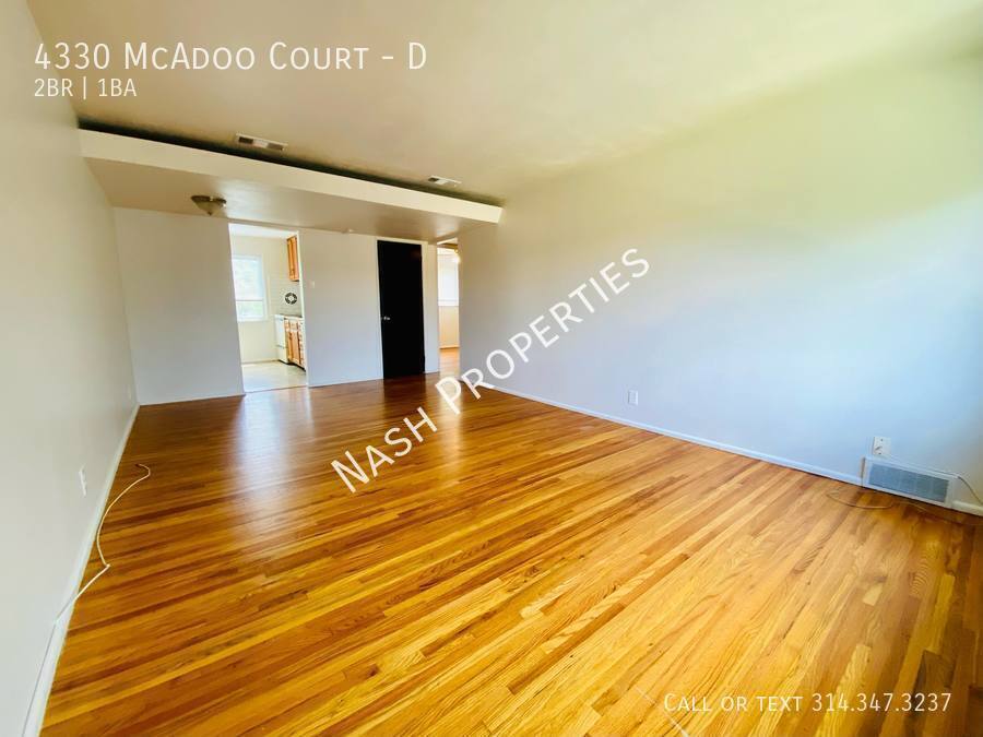4330 Mcadoo Ct in St. Louis, MO - Building Photo