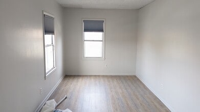 108 S Ann Arbor St in Saline, MI - Building Photo - Building Photo