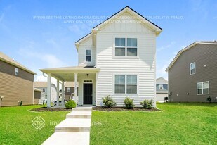 1512 Ashgrove Pl in Lebanon, TN - Building Photo