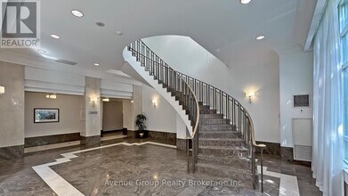 68 Corporate Dr in Toronto, ON - Building Photo - Building Photo