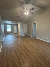 3403 Gaby Path in San Antonio, TX - Building Photo - Building Photo