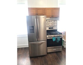 1507 W Callender Ave, Unit Unit B in Peoria, IL - Building Photo - Building Photo