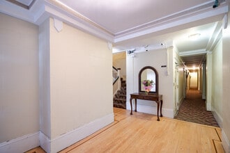 615 Leavenworth in San Francisco, CA - Foto de edificio - Lobby