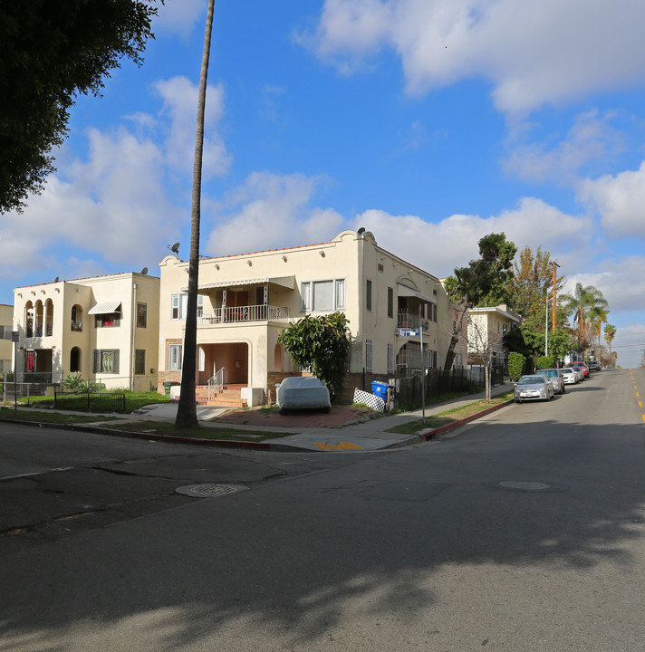 901-903 S Berendo St in Los Angeles, CA - Foto de edificio