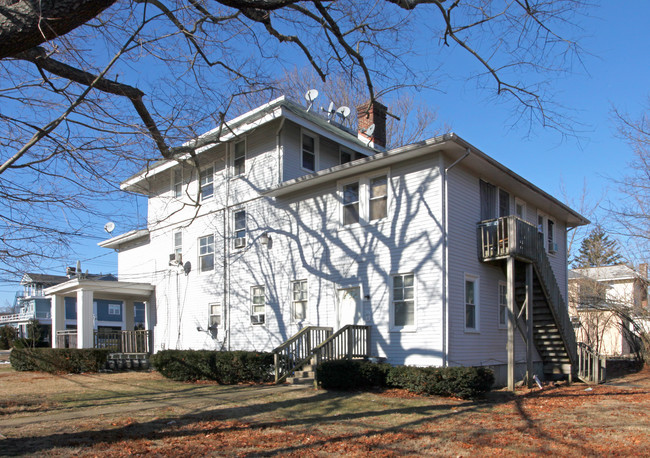 429 Sairs Ave in Long Branch, NJ - Foto de edificio - Building Photo