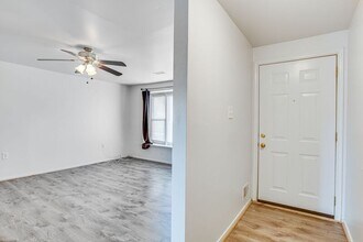 825 Barkley Dr in Fredericksburg, VA - Building Photo - Building Photo