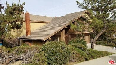 11735 Sierra Sky Dr in Whittier, CA - Building Photo - Building Photo