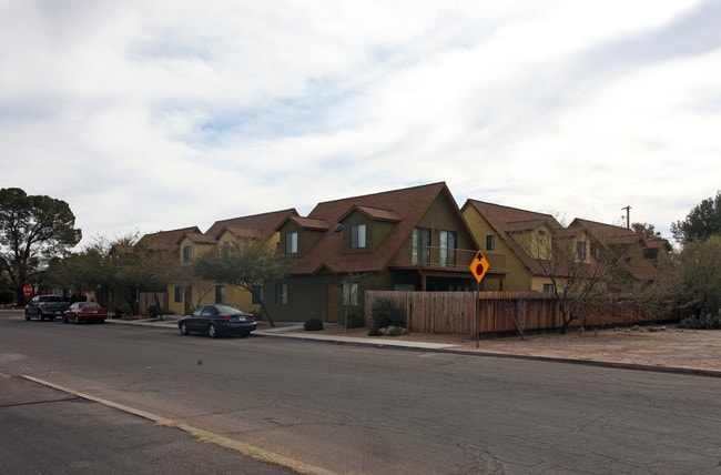 2nd Street Homes in Tucson, AZ - Foto de edificio - Building Photo