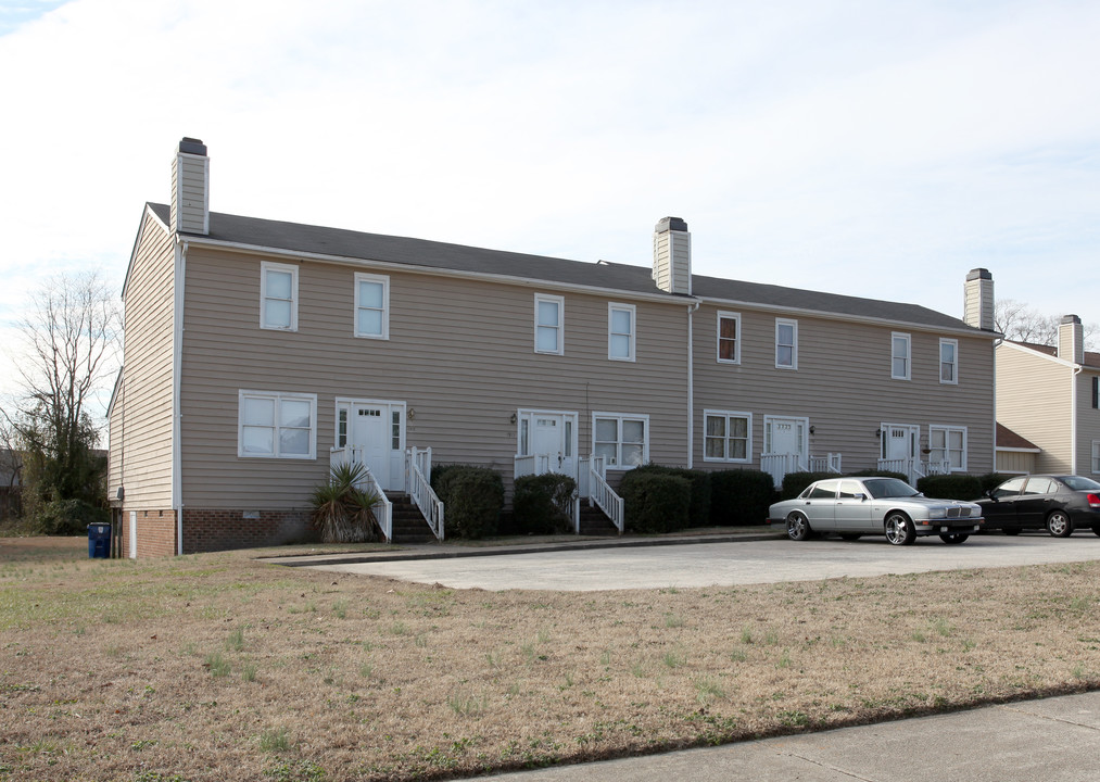 1917-1923 Summerdale Dr in Raleigh, NC - Building Photo