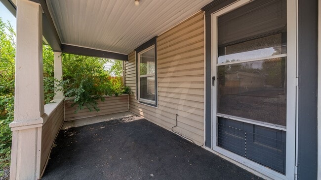 1215 W Colorado Ave in Colorado Springs, CO - Building Photo - Building Photo