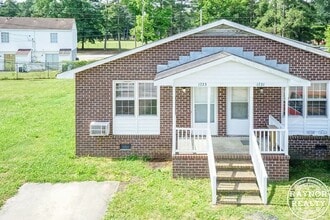 1721-1723 Windsor Dr in Rocky Mount, NC - Building Photo - Building Photo